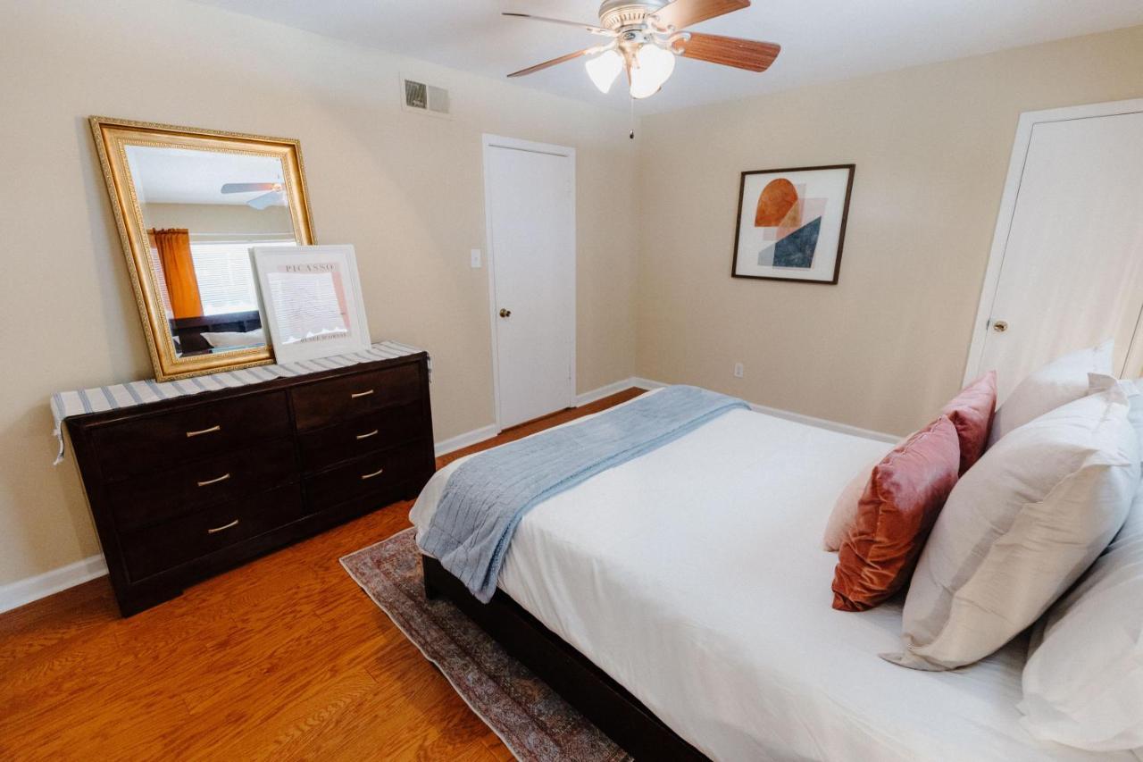 Centrally Located 3Br Overton Square Fast Wifi Free Parking Yes Pets Memphis Zewnętrze zdjęcie